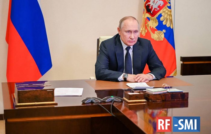 Путин обсудил с Совбезом РФ макроэкономическую ситуацию в стране