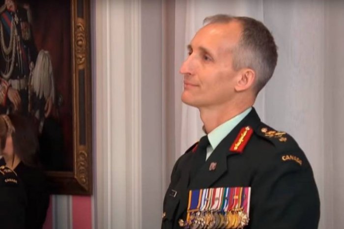 Арестован пытавшийся сбежать с «Азовстали» канадский генерал