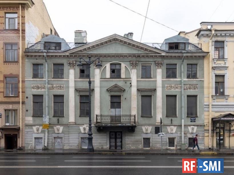 В Петербурге пройдет аукцион на право аренды Дома А. П. Брюллова