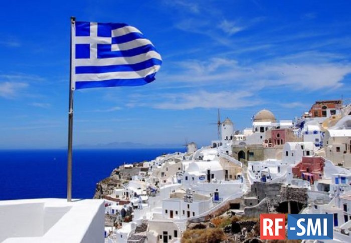 Названы сроки возобновления выдачи виз в Грецию