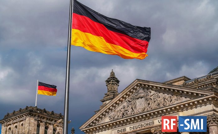 Германия пафосно объявила о новом пакете помощи Украине