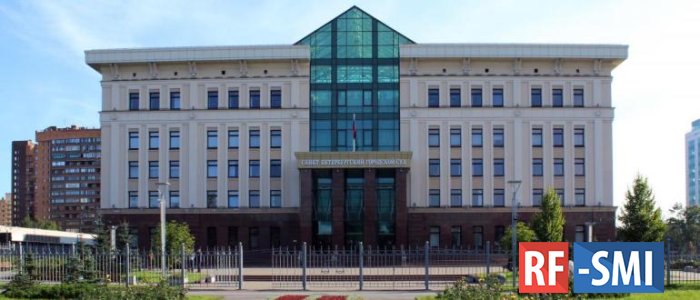 Суд Петербурга принял к рассмотрению иск горожан об отмене местного закона о реновации