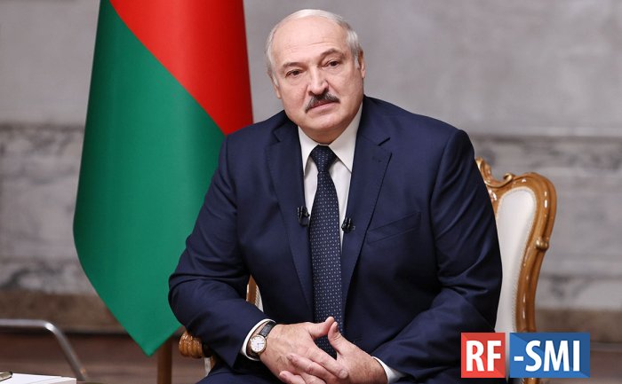 Лукашенко заявил, что белорусские самолеты переоборудованы для несения ядерного оружия