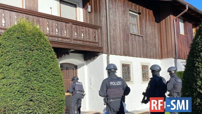 Полиция ФРГ проводит обыск в баварском доме Алишера Усманова – Der Spiegel