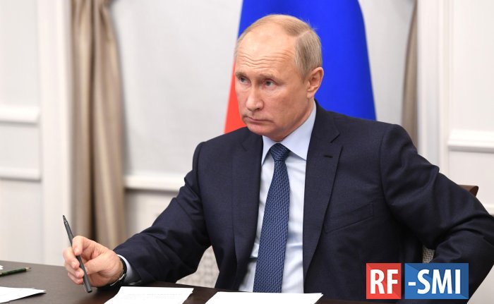 Путин поблагодарил мусульман России за развитие отношений с арабо-исламским миром