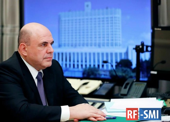 Мишустин ожидает, что экономика России вернется к росту "чуть больше, чем через год"
