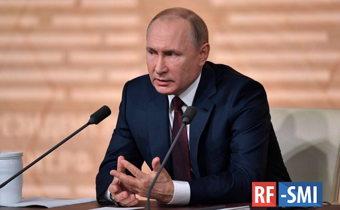 Путин заявил, что ситуация на рынке труда в России в целом стабильная