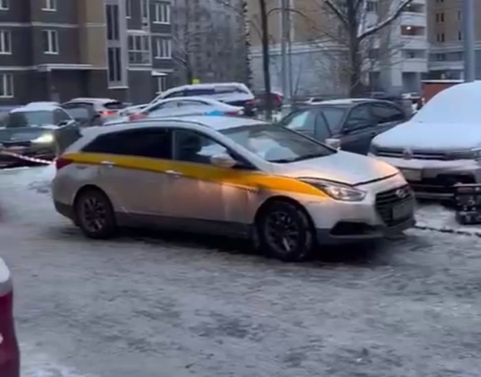 В Москве на улице Ельнинской ночью задушили пожилого таксиста