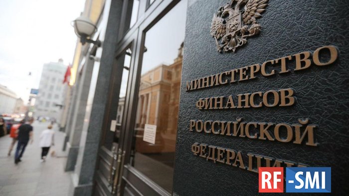 Силуанов заявил о подготовке встречных мер на введение потолка цен на нефть