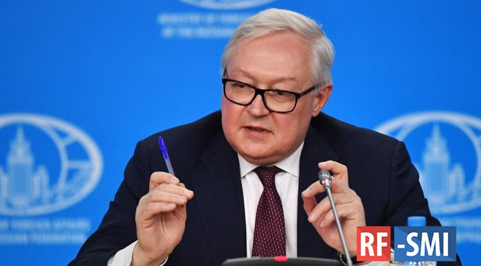 Рябков заявил, что нельзя серьезно относиться к заявлениям США по снятию санкций против РФ