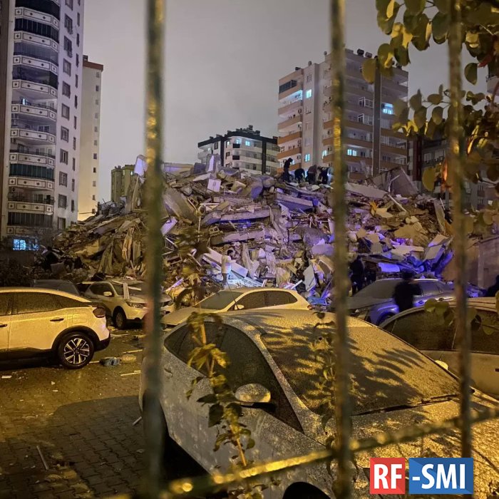 Мощнейшее землетрясение в Турции с магнитудой в 7,7 баллов