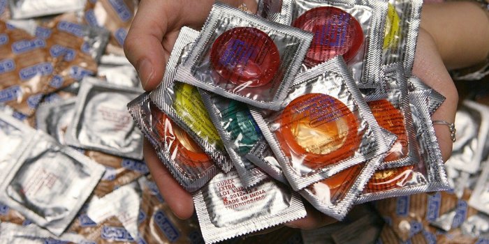 В Калифорнии старшеклассники будут обеспечены бесплатными презервативами