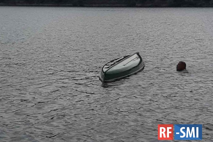 В Подмосковье три человека утонули,  катаясь на лодке