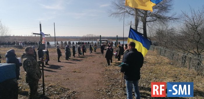 27 апреля. Более 1 100 похорон на Украине за один день