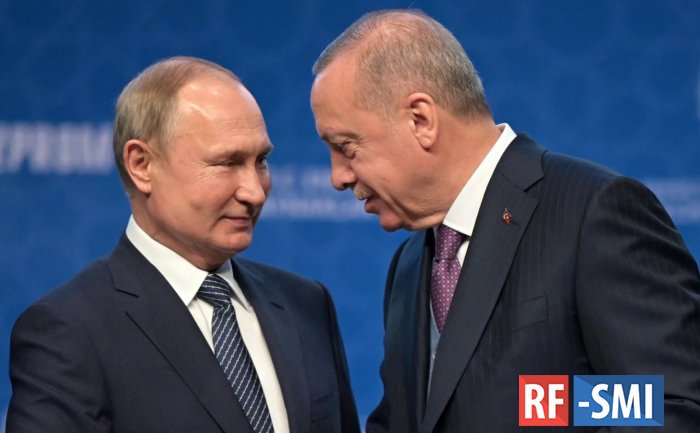 Путин поздравил Эрдогана с переизбранием на пост президента