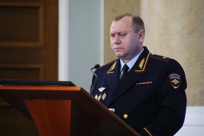 Гл. липецкий полицейский О. Латунов написал рапорт на увольнение