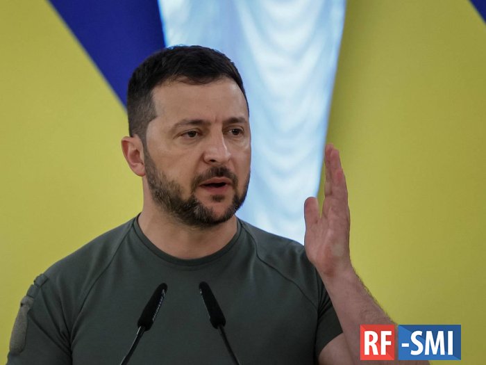 Зеленский ввел новые санкции против России и Грузии Зеленский ввел новые санкции против России и Грузии