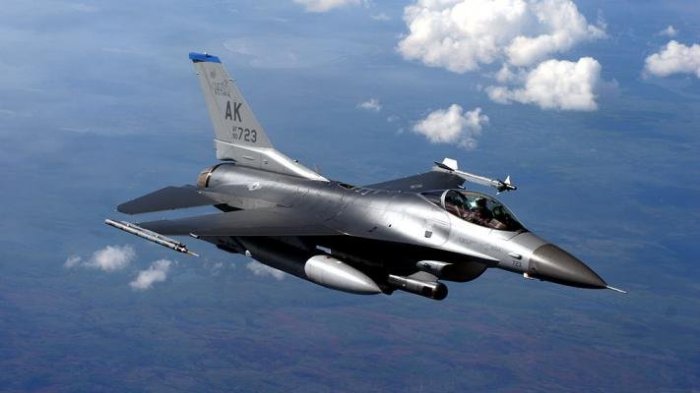       F-16