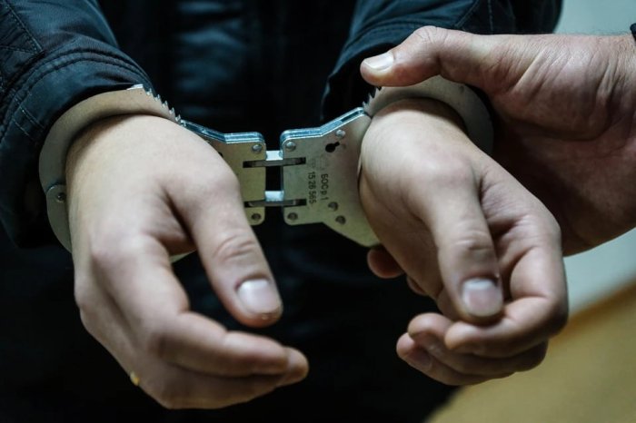 В Алексине сотрудник отдела полиции обвиняется в сбыте наркотиков