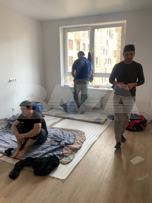 В ЖК «Алхимово» прямо в чужих квартирах живут мигранты-рабочие