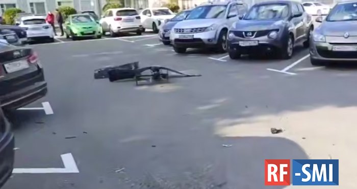 Прямо сейчас украинские беспилотники атакуют Подмосковье Прямо сейчас украинские беспилотники атакуют Подмосковье