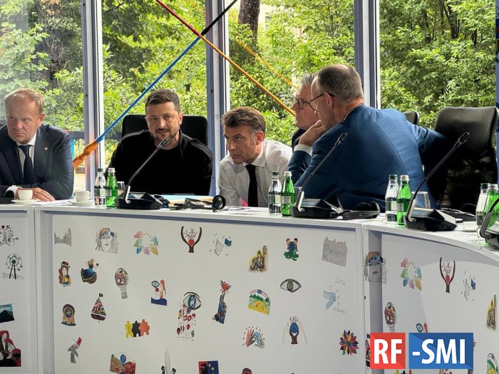Европейские лидеры недовольны переговорами России и Украины Европейские лидеры недовольны переговорами России и Украины