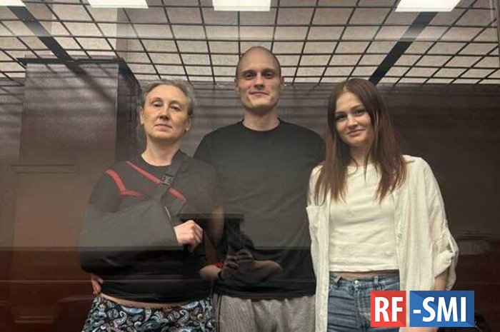 Военный суд приговорил агента СБУ к пожизненному сроку за теракты Военный суд приговорил агента СБУ к пожизненному сроку за теракты