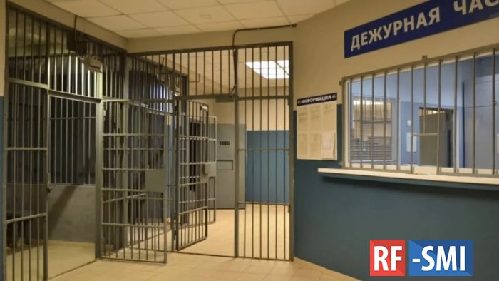 Драма в ОМВД: попавший в сети мошенников, покончил с собой в камере Драма в ОМВД: попавший в сети мошенников, покончил с собой в камере