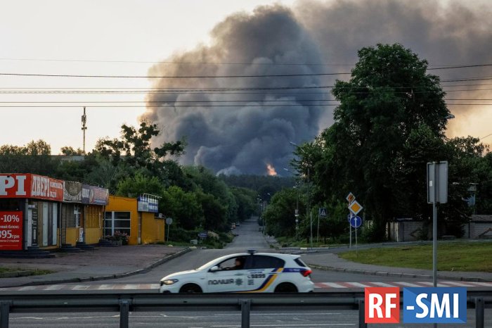 По Киеву и его городам-спутникам сегодня был нанесен мощнейший удар По Киеву и его городам-спутникам сегодня был нанесен мощнейший удар