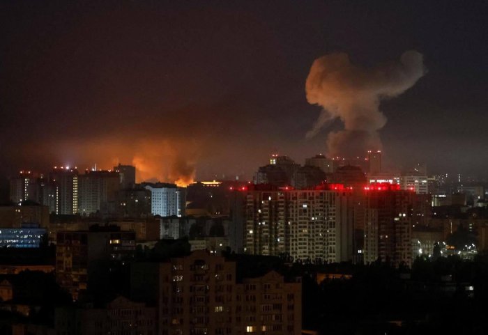 Зеленский подробно рассказал что и в каких количествах прилетело в Киев Зеленский подробно рассказал что и в каких количествах прилетело в Киев