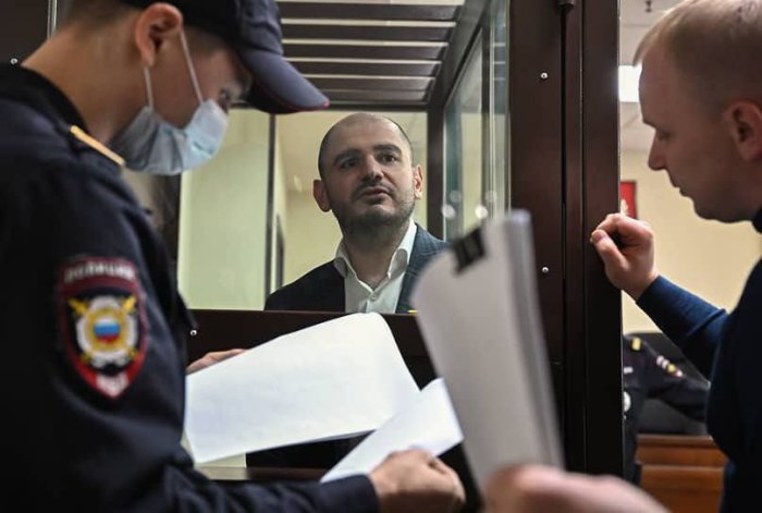 Следователь-фальсификатор вышел по УДО, отсидев лишь 1,5 года из 11 Следователь-фальсификатор вышел по УДО, отсидев лишь 1,5 года из 11
