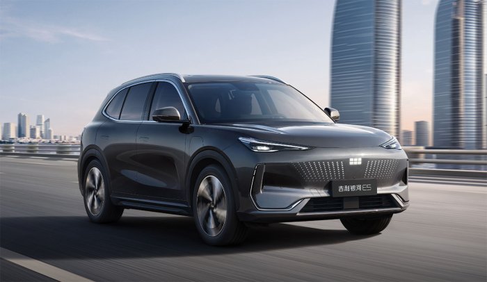 Geely модернизировал в Китае свой электрокроссовер марки EX5 Geely модернизировал в Китае свой электрокроссовер марки EX5