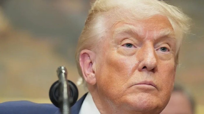 Трамп отложил свои новые тарифы — они должны были вступить в силу сегодня Трамп отложил свои новые тарифы — они должны были вступить в силу сегодня