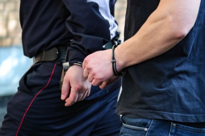 Полицейских из Надыма осудят за избиение и похищение человека. Полицейских из Надыма осудят за избиение и похищение человека.