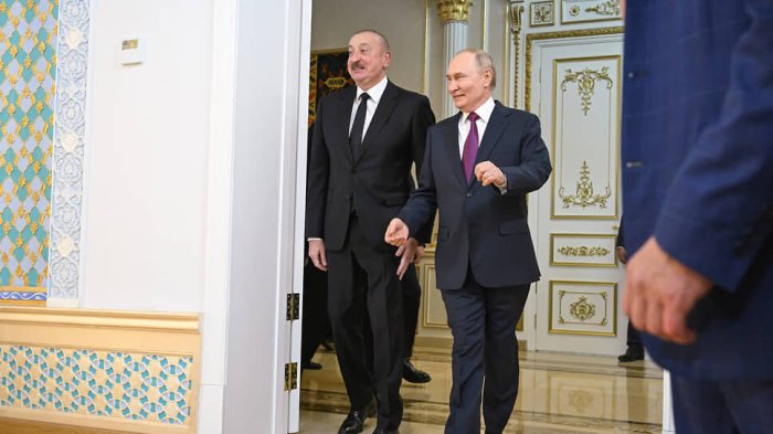 Ну вроде с Азербайджаном у нас сняты все напряженные моменты в политике Ну вроде с Азербайджаном у нас сняты все напряженные моменты в политике