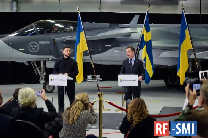 Украина и Швеция подписали соглашение о закупке 150 истребителей Gripen Украина и Швеция подписали соглашение о закупке 150 истребителей Gripen