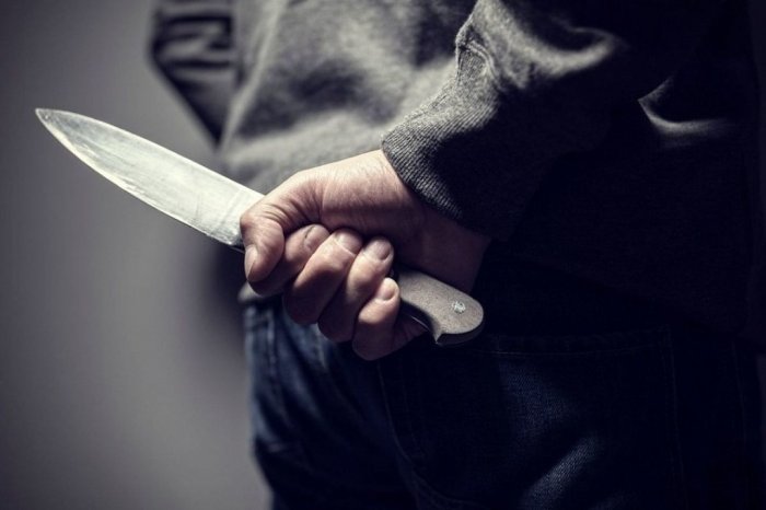 На Урале муж зарезал и попытался расчленить жену, но не смог, да и совесть замучала На Урале муж зарезал и попытался расчленить жену, но не смог, да и совесть замучала