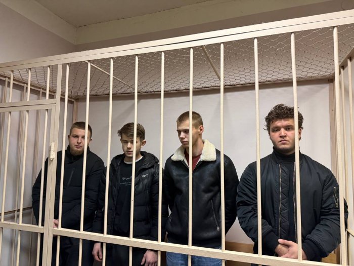 Зятя депутата Госдумы похитили в Петербурге и вымогали у него 10 млн рублей Зятя депутата Госдумы похитили в Петербурге и вымогали у него 10 млн рублей