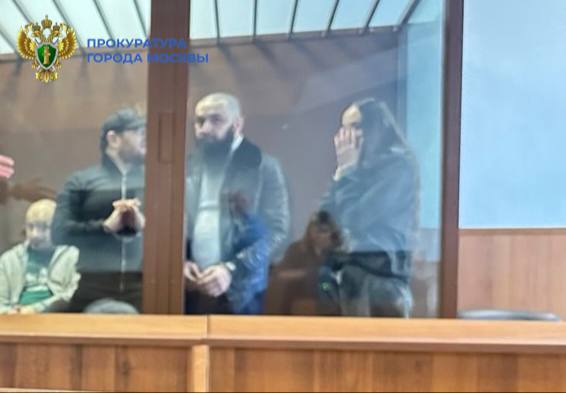 Сразу десять человек осуждены за похищение человека и вымогательство Сразу десять человек осуждены за похищение человека и вымогательство