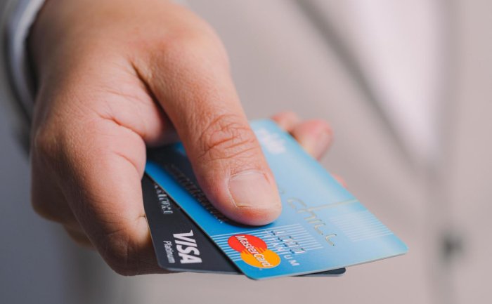 ������� ����� ��������� ����� Visa � Mastercard ��-�� ������ �������������