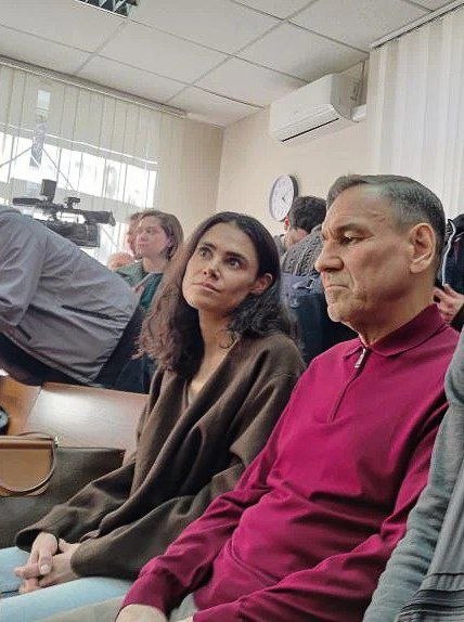 Экс-депутата Госдумы Малика Гайсина приговорили к 14 годам колонии Экс-депутата Госдумы Малика Гайсина приговорили к 14 годам колонии