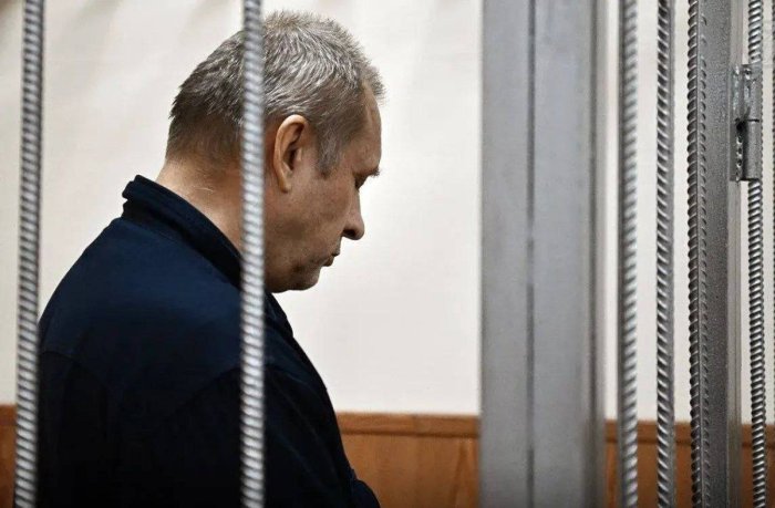 ���������� ������ ����������� � 14 �����, ������ ������ � ���� �����