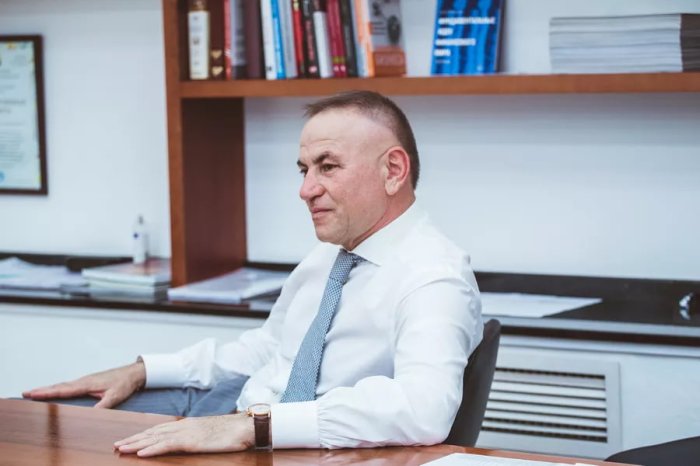 � ���-�������� ������� �. ������ ������ 18 ����. �. � ����� �����������